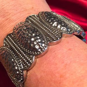 Vintage Hinged Bracelet Bangle Silver Tone Cuff